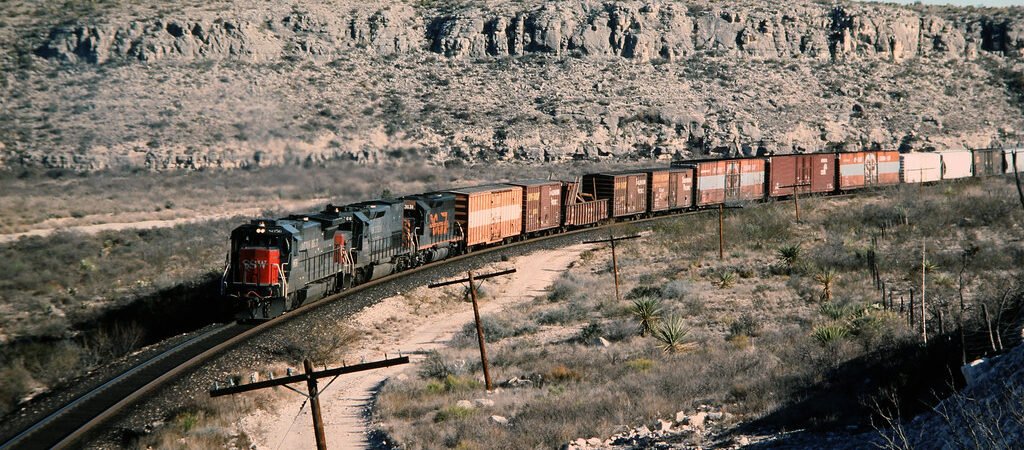 How the Railroad Built Sanderson, Texas (And Took It Apart Again)